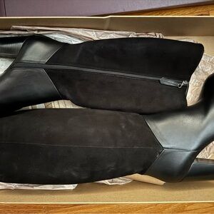 Johnston & Murphy Black Calf and Suede Boots